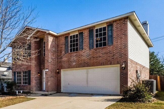 Building Photo - 8003 Mosstree Dr