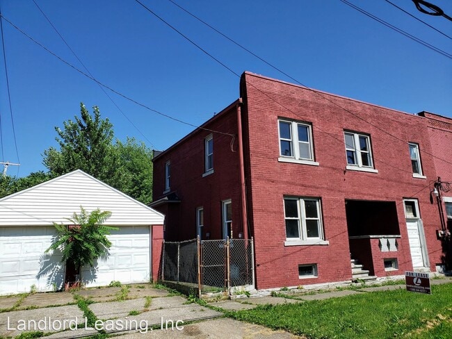Building Photo - 4 br, 1 bath House - 2831 Globe Avenue