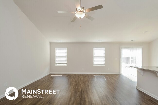 Building Photo - 356 Gourd St