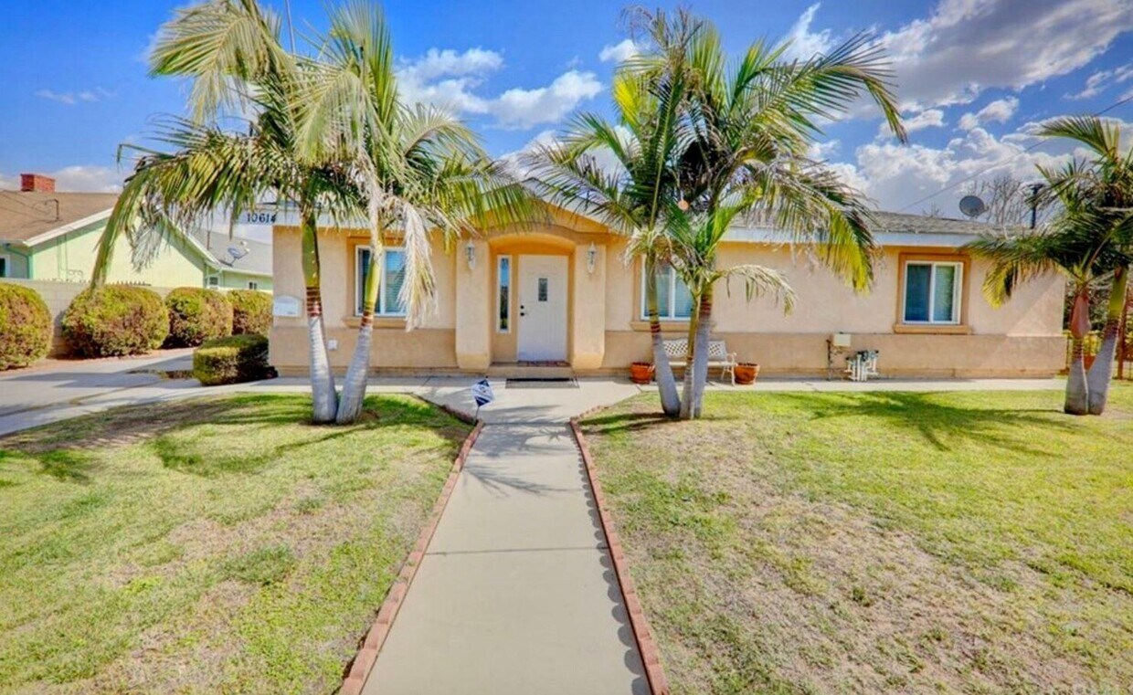 Primary Photo - 10614 Firmona Ave
