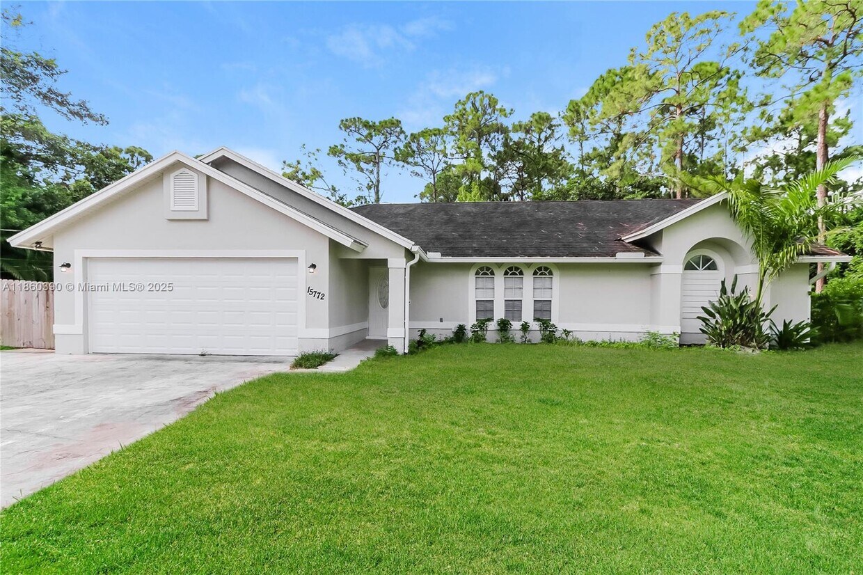 Foto principal - 15772 85th Rd N