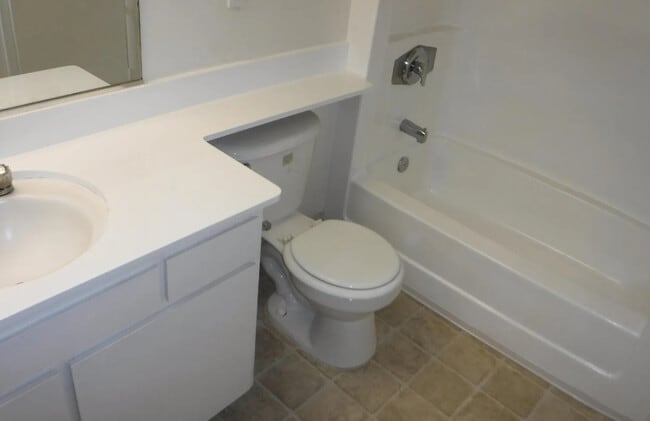 Foto del edificio - 4030 Front St