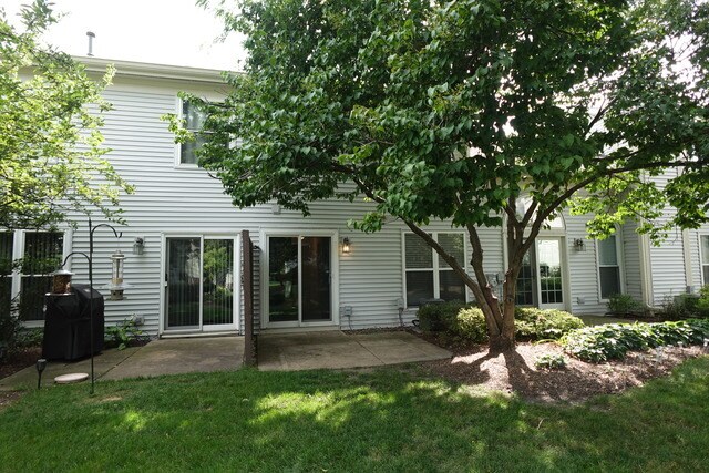 Foto del edificio - 1070 Woodhill Ct