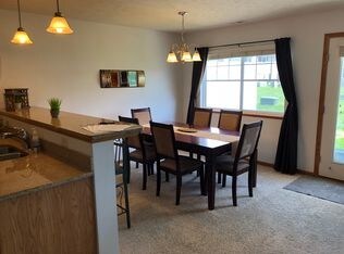 Foto del edificio - 6028 Glenbrook Ln