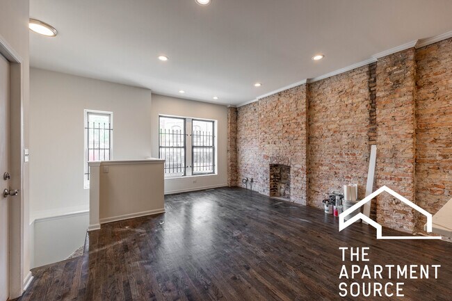 Foto del edificio - 2833 W Medill Ave