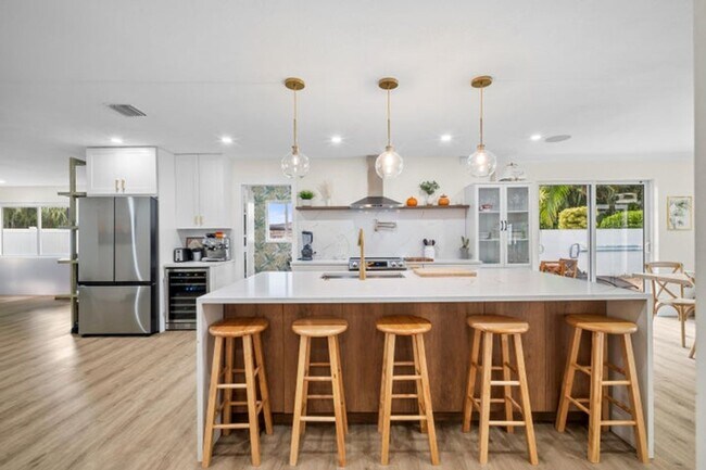 Foto del edificio - 2421 SW 29th Way