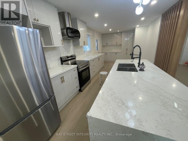 Building Photo - 41 Stoddart Dr