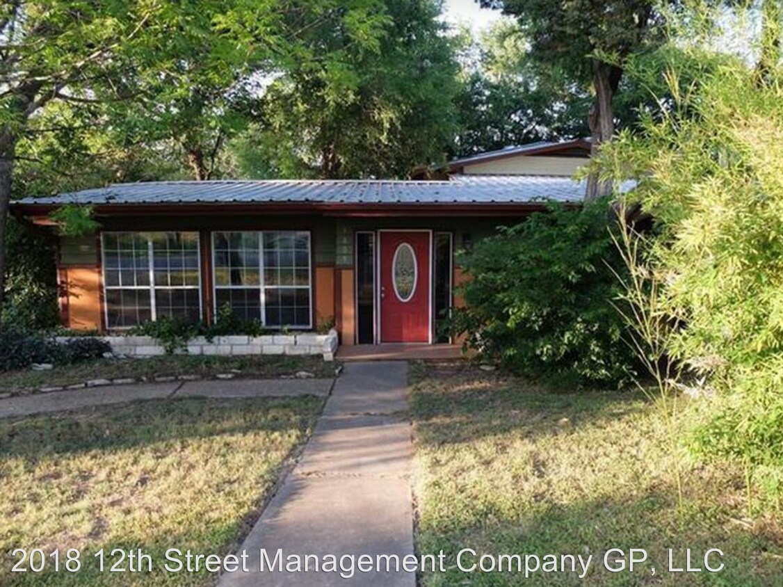 Primary Photo - 4 br, 2 bath House - 1609 Sylvan Dr