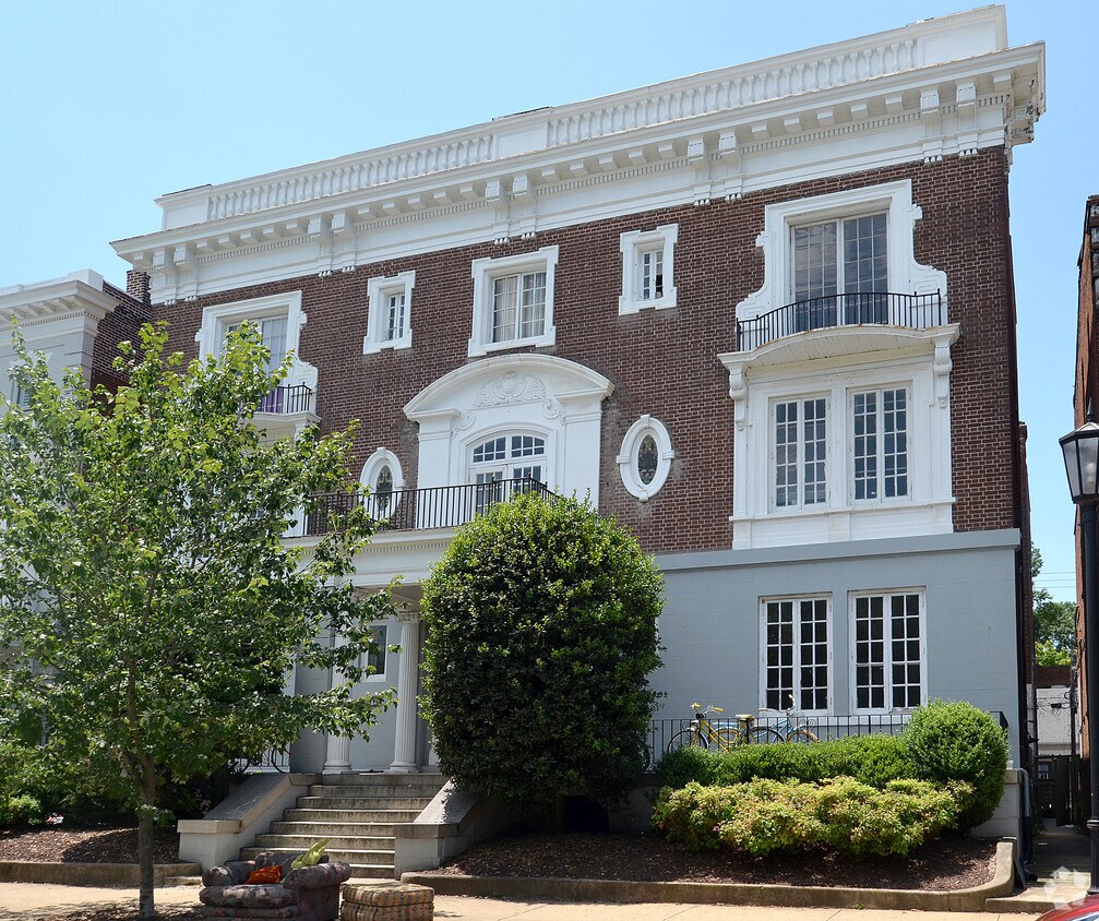 Foto principal - 2215 Monument Ave