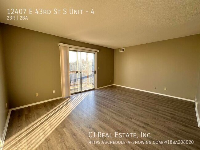 Building Photo - 12407 E 43rd St S