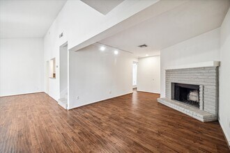 Building Photo - 1864 S Gessner Rd