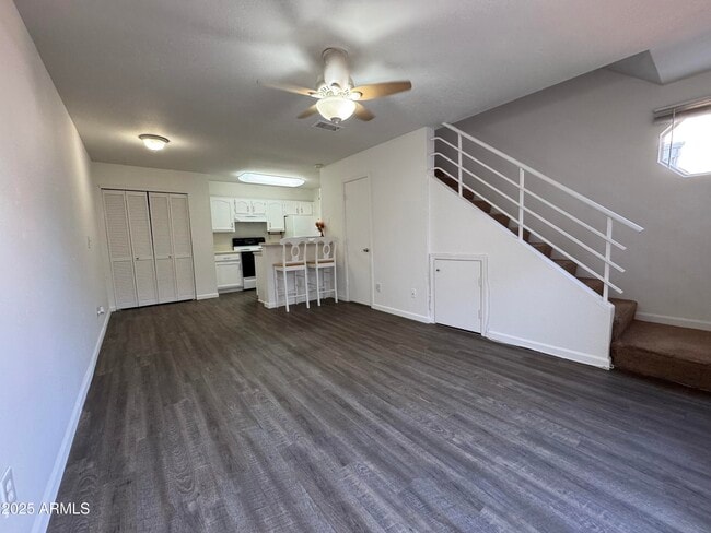Building Photo - 2301 E University Dr
