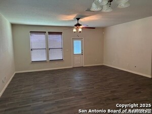 Building Photo - 3711 Lazy Diamond