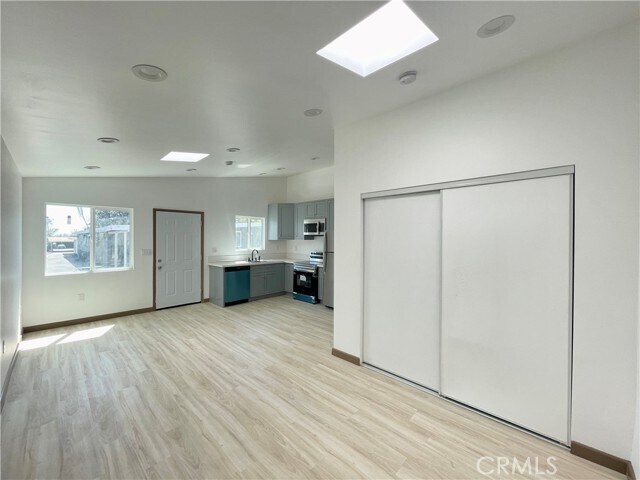 Foto del edificio - 787 Baylor Ave