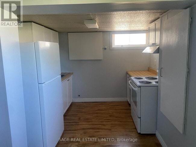 Photo du bâtiment - 308 Taylor Mills Dr N