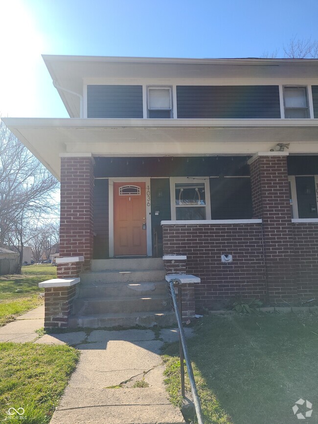 Building Photo - 1036 Churchman Ave