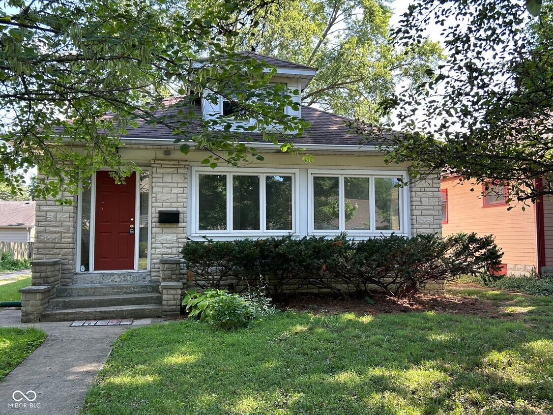 Primary Photo - 719 Northview Ave