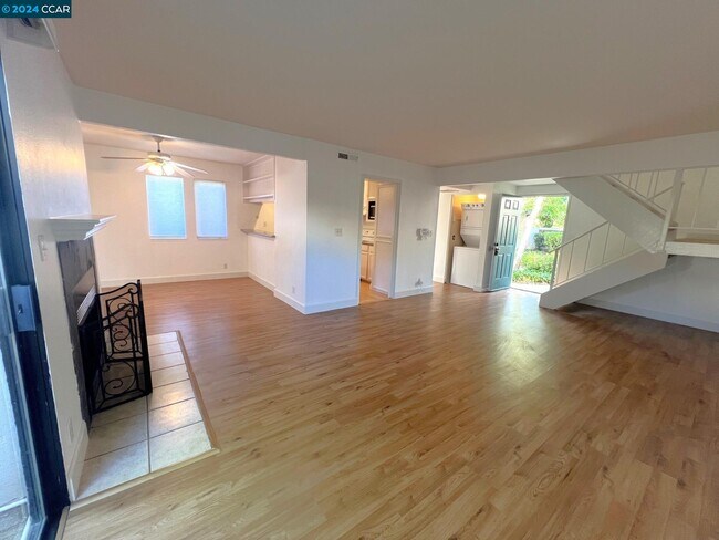 Foto del edificio - 16 Bud Ct