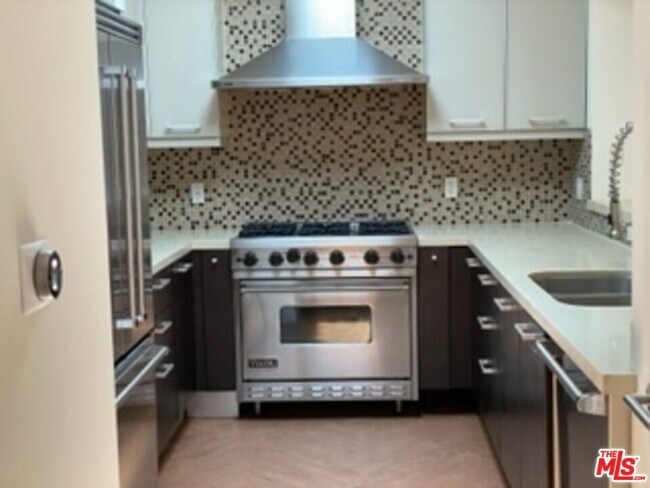 Foto del edificio - 1517 S Bentley Ave