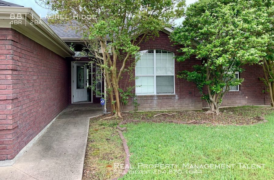 Primary Photo - 8811 Laurel Ridge