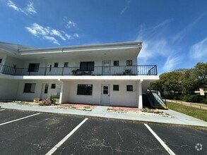 Building Photo - 3755 S Hopkins Ave