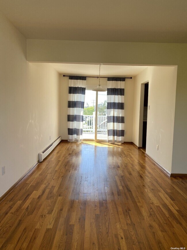 Foto del edificio - 297 Fairfield Ave