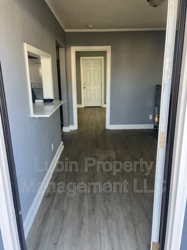 Building Photo - 1411 Ragan St