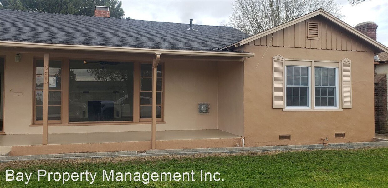 Primary Photo - 3 br, 1 bath House - 230 Division St.