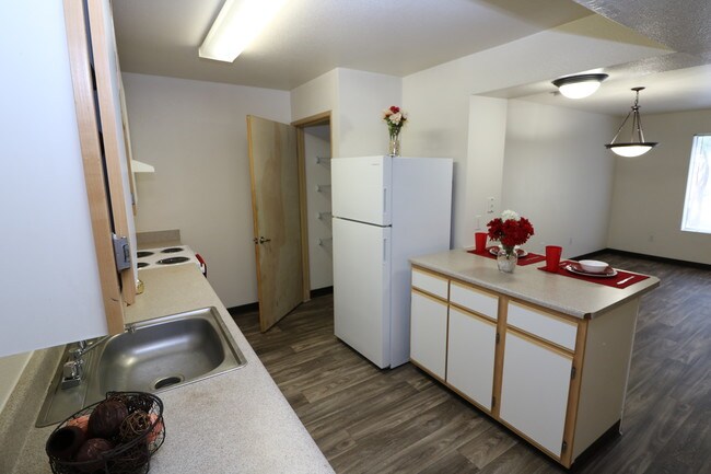 Apartamentos in Albuquerque - Casa de Sierra Senior Apartments