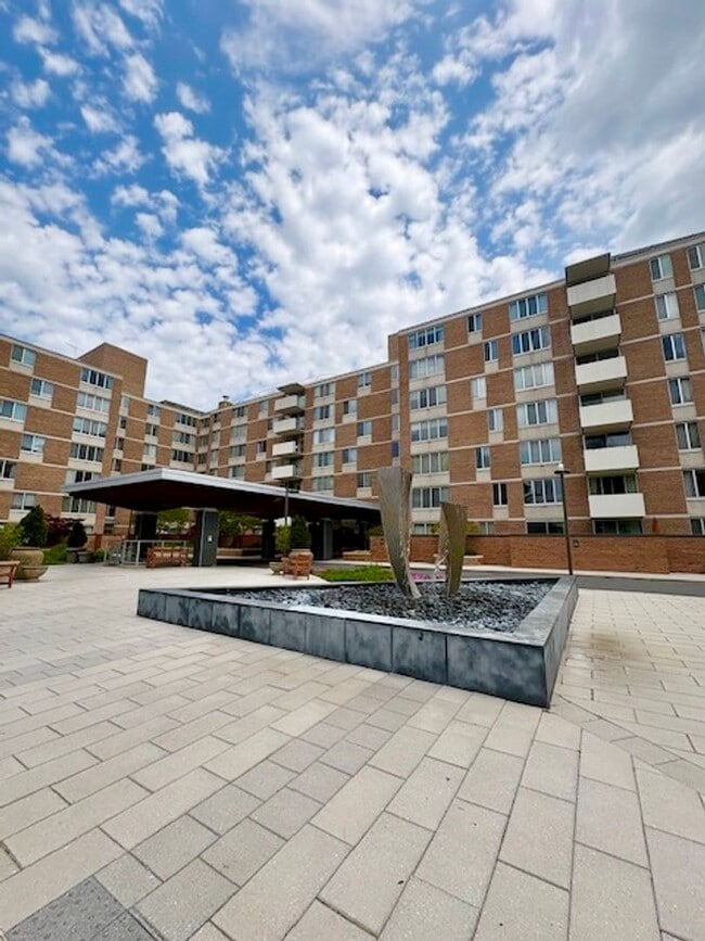 Photo - 2939 Van Ness St NW House