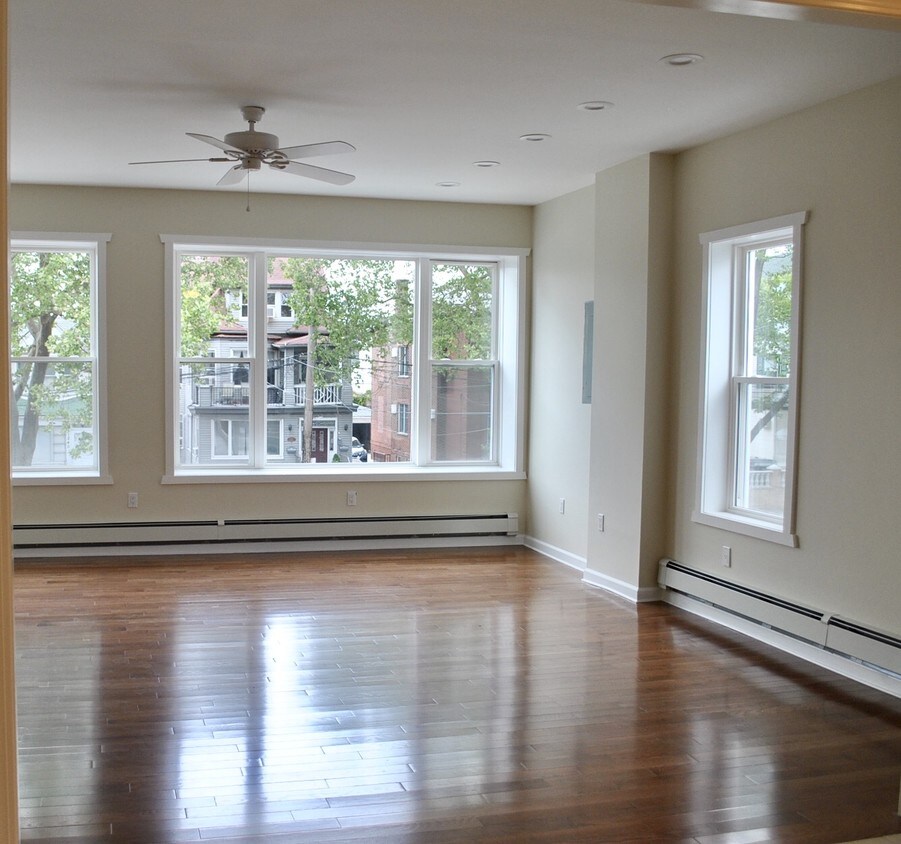 1239 Bay Ridge Pkwy, Brooklyn, NY 11228 Apartments in Brooklyn, NY