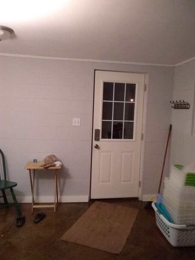 1707 Olive St, Murray, KY 42071 Apartments in Murray, KY