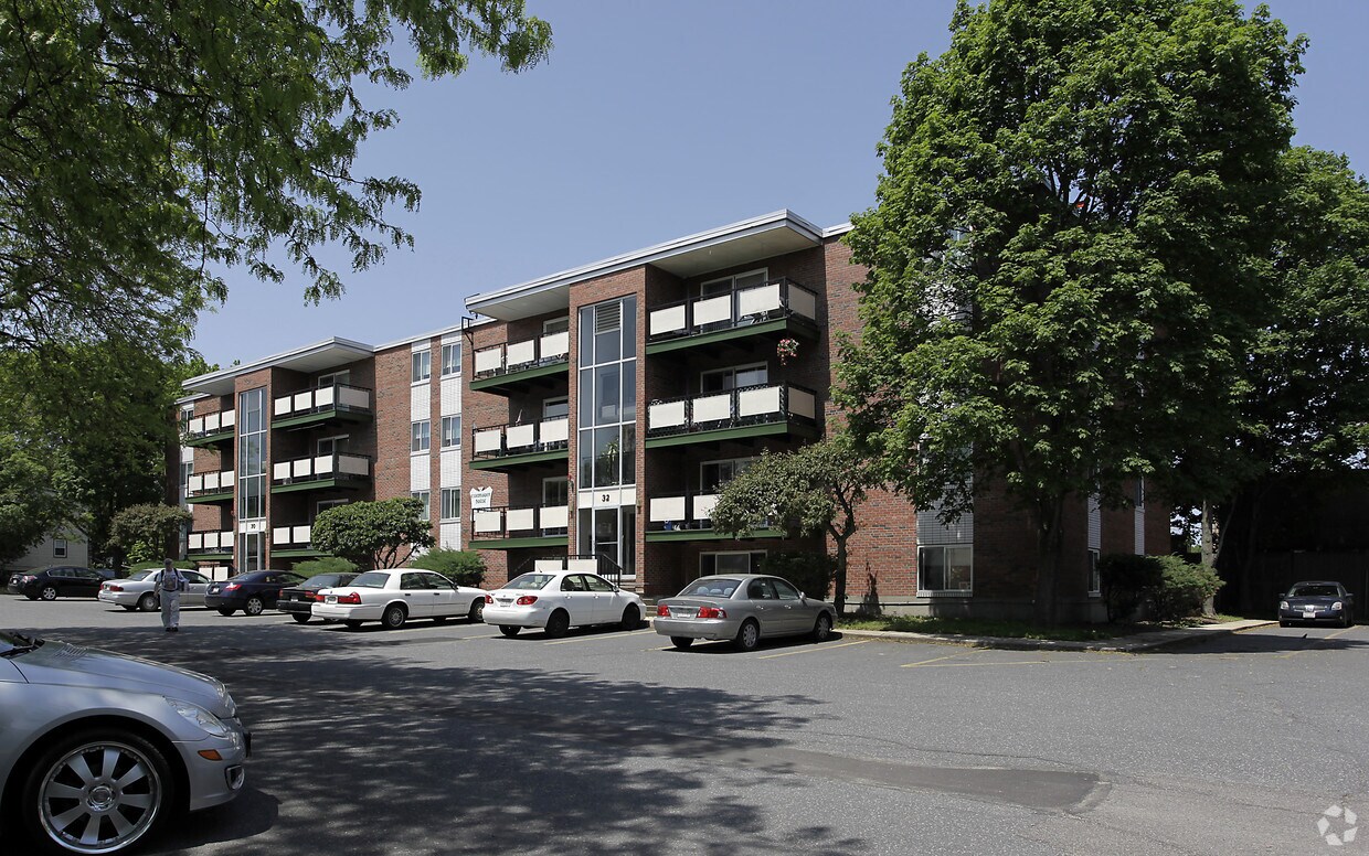 Foto del edificio - 30-42 Sierra Rd