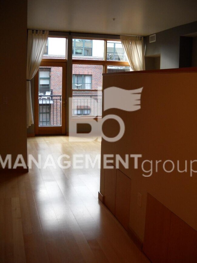 Foto del edificio - Pearl District Condo In The Beautiful Rive...