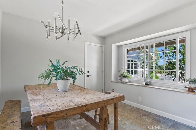 Foto del edificio - 2225 Grove Ave