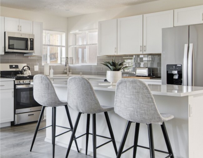 Building Photo - 9620 San Gabriel Rd NE