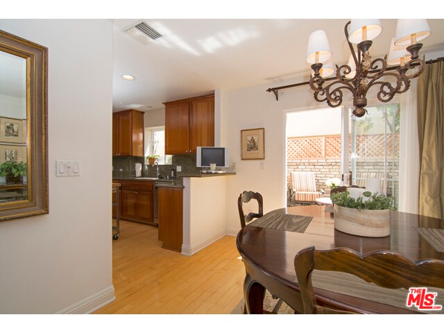 Foto del edificio - 844 17th St