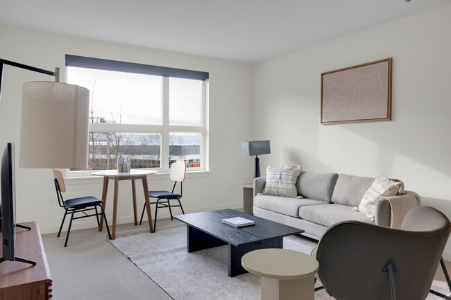 Building Photo - 330 3rd Ave W