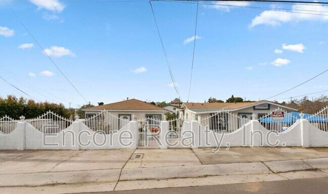 Foto del edificio - 2776 Vista Way