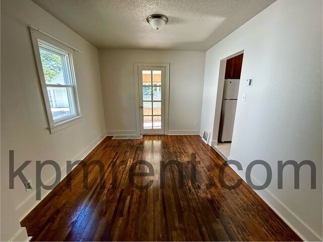 Foto del edificio - 1206 10th St NW