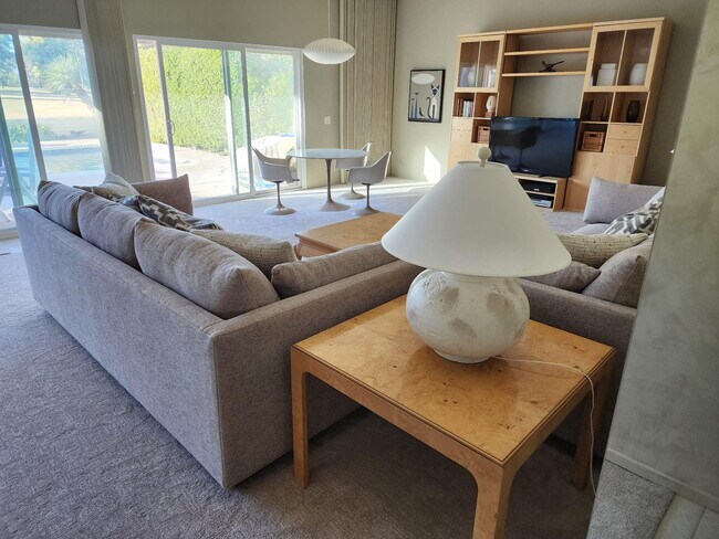 Foto del edificio - 38941 Kilimanjaro Dr