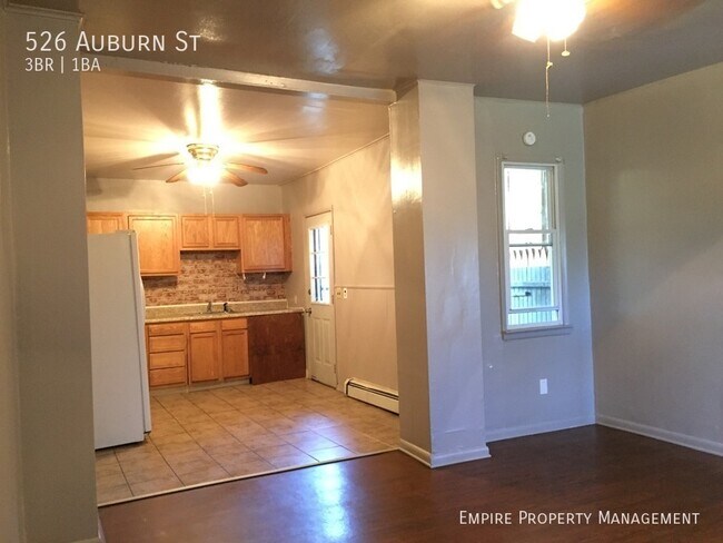 Building Photo - 3 Bedroom / 1 bathroom Home in Allentown!!