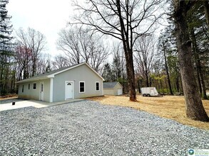 Building Photo - 406 Semmel Rd