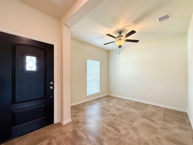 Foto del edificio - 20206 Heather Haven Dr