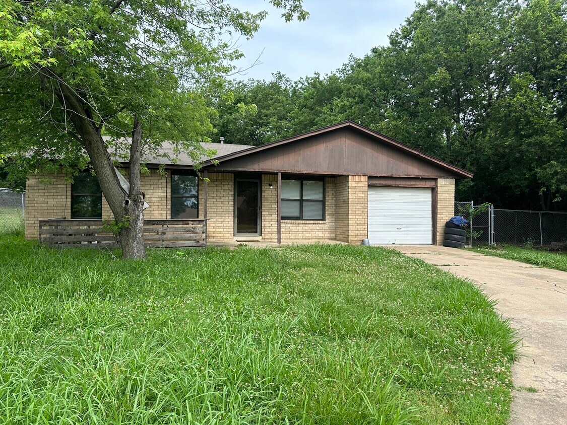 14600 S Waco Ave, Glenpool, OK 74033 House Rental in Glenpool, OK