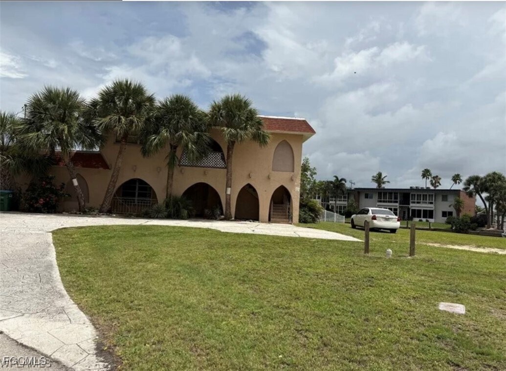 Foto principal - 5101 Manor Ct
