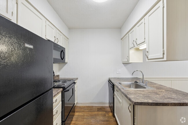 Interior Photo - Tall Oaks Apartments