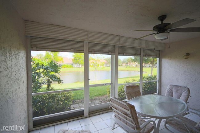 Building Photo - 7921 Sandy Pointe Dr