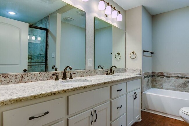 Foto del edificio - 21 Fernwood Dr