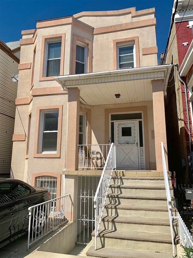 16 50th St Unit 1, Weehawken, NJ 07086 Condo for Rent in Weehawken